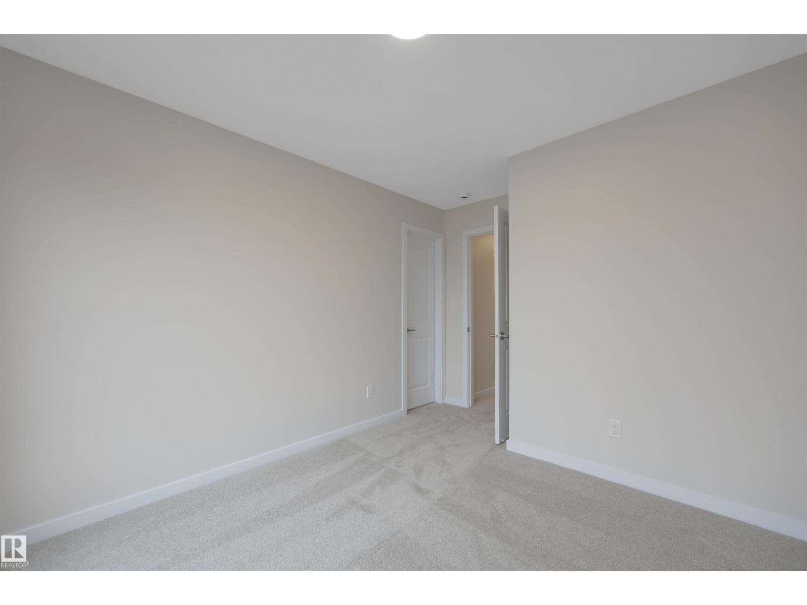 827 ROWAN CL SW, Edmonton