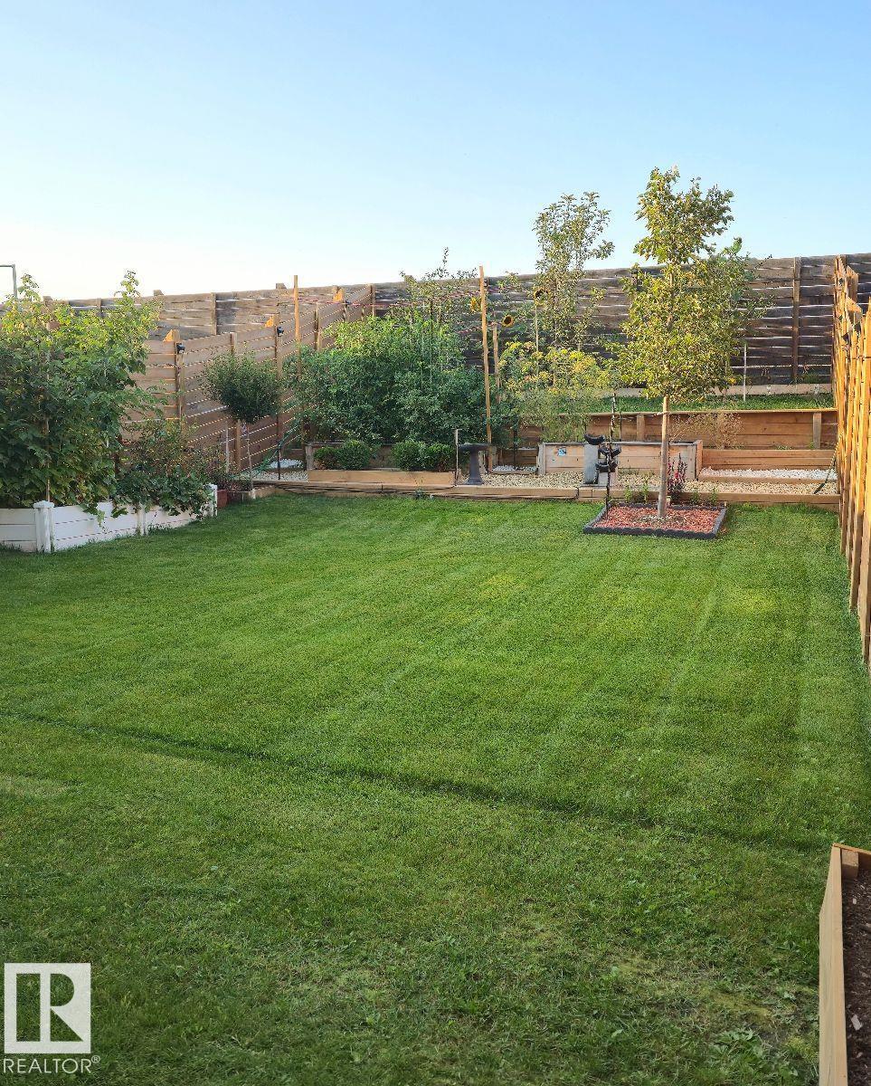 1758 KEENE CR SW, Edmonton