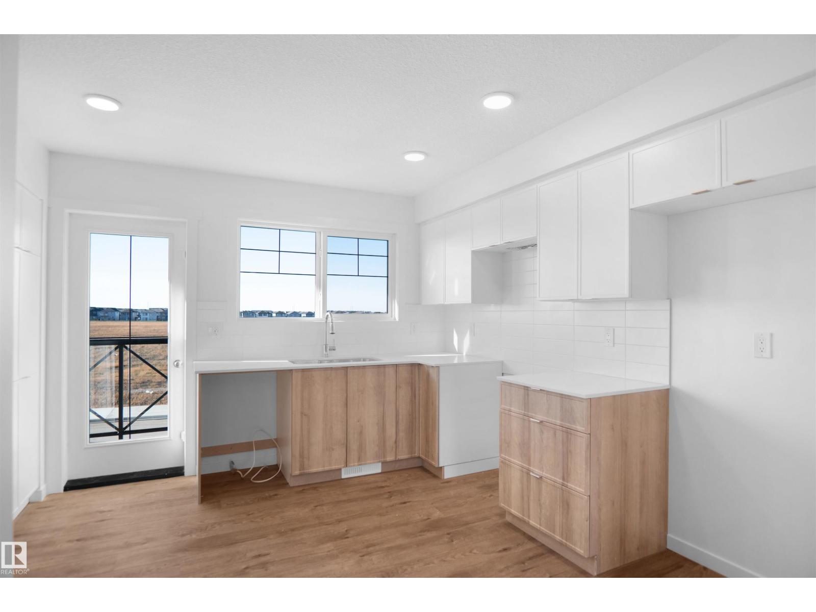 515 ASTER DR NW, Edmonton