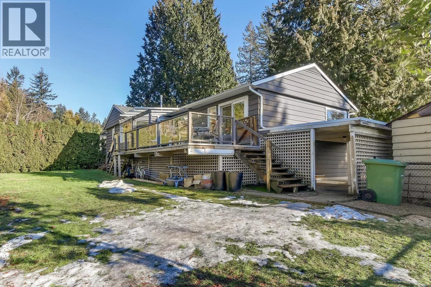 3129 PRINCESS AVENUE, North Vancouver