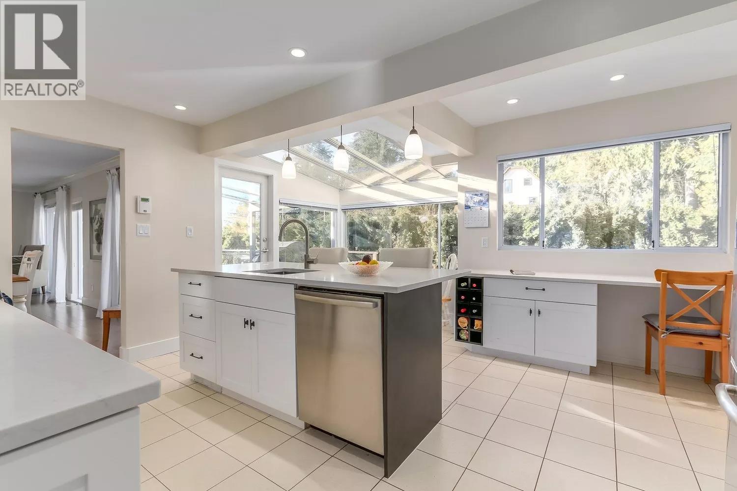 3129 PRINCESS AVENUE, North Vancouver