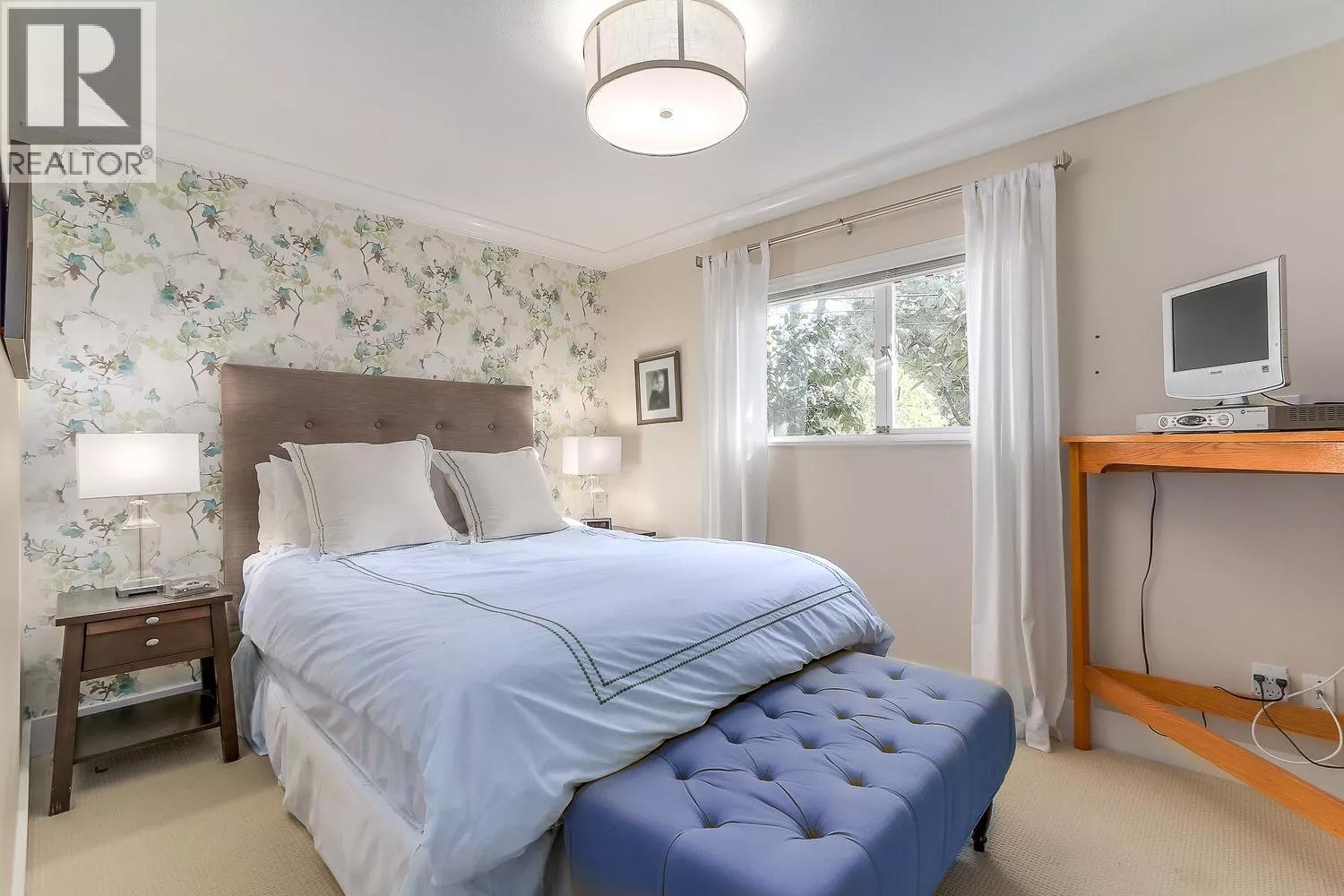 3129 PRINCESS AVENUE, North Vancouver