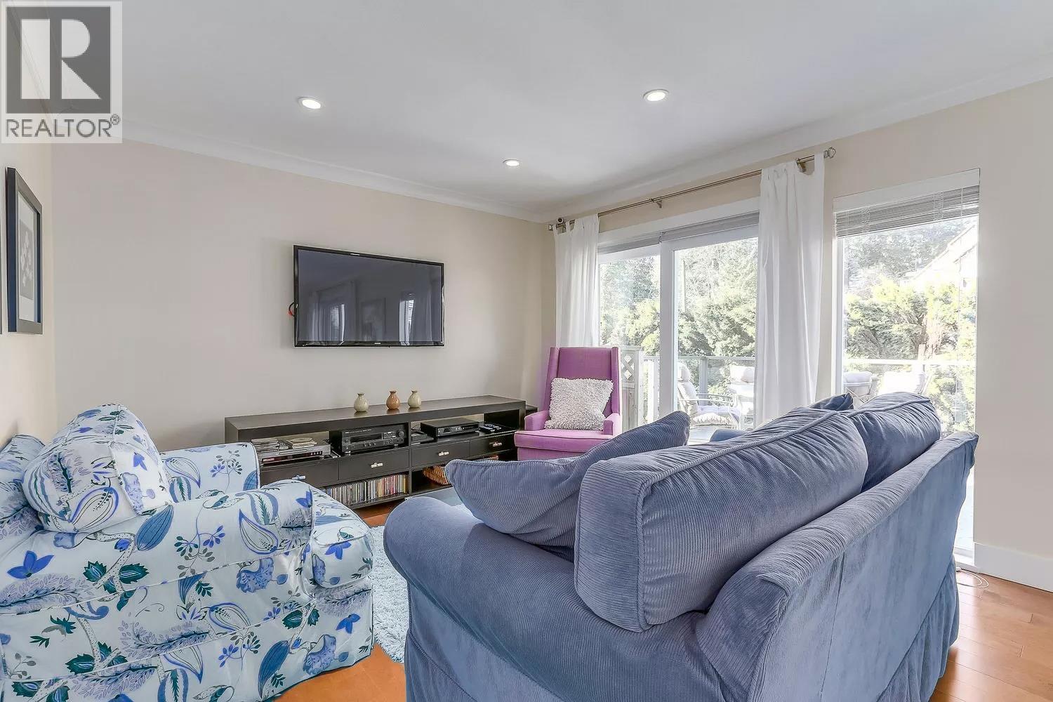 3129 PRINCESS AVENUE, North Vancouver