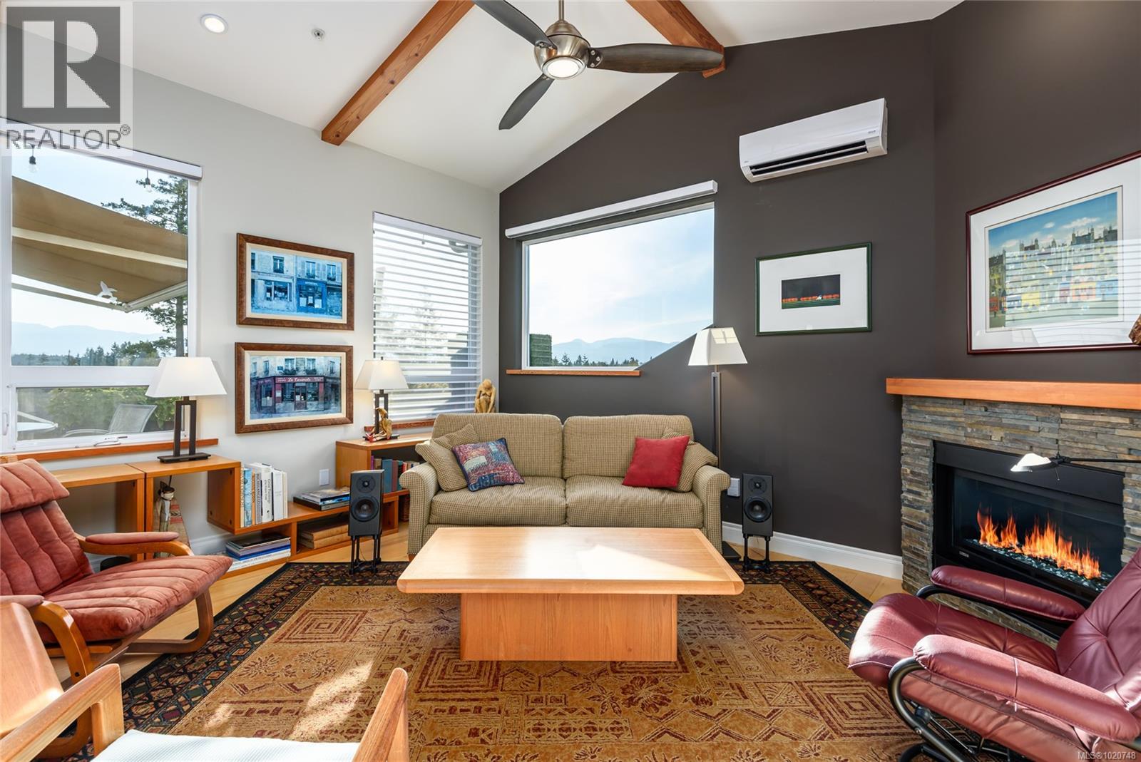 641 3666 Royal Vista Way, Courtenay