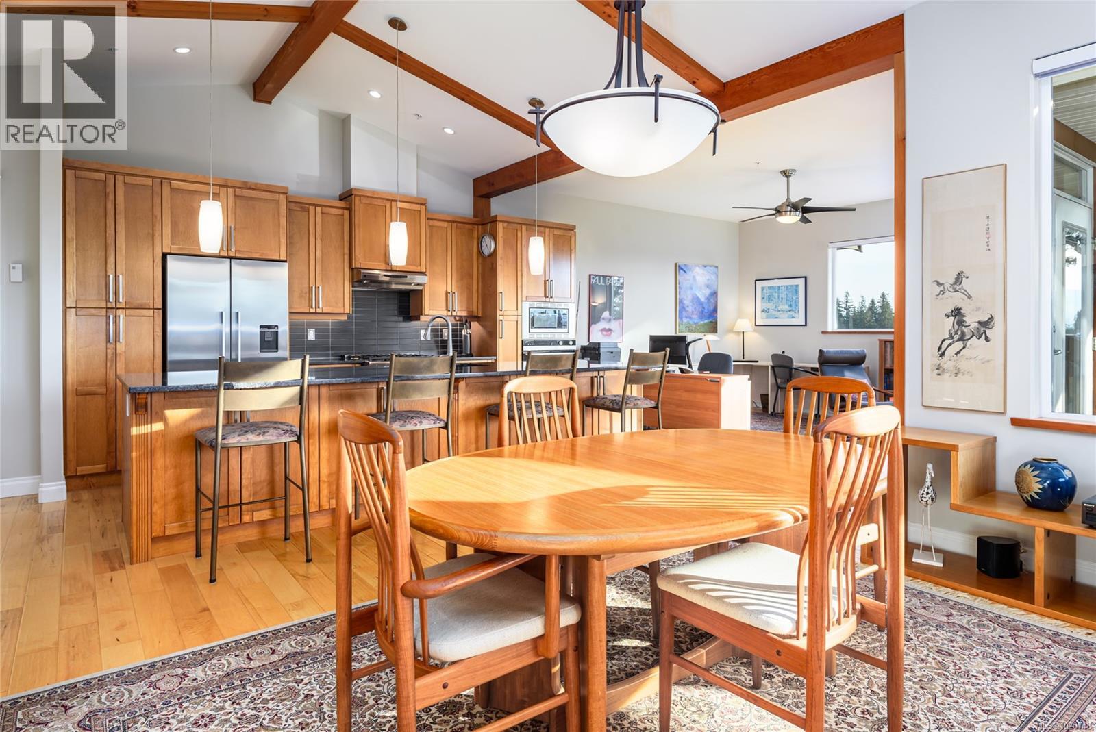 641 3666 Royal Vista Way, Courtenay