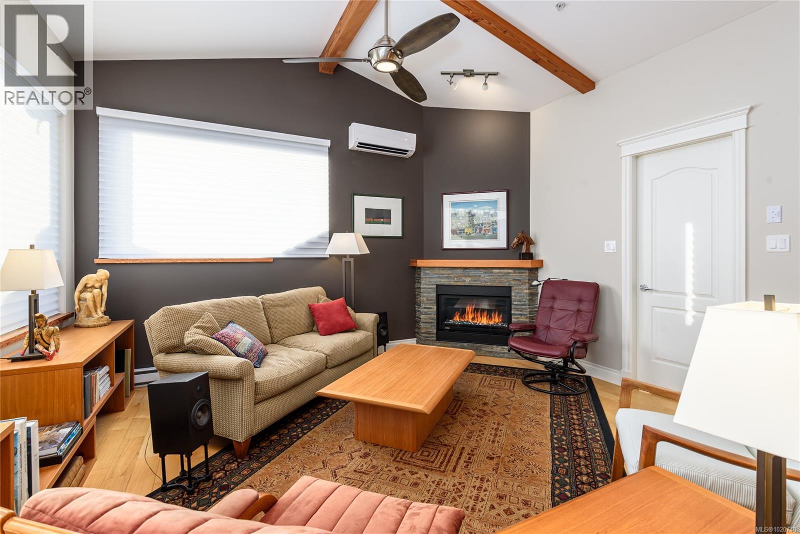 641 3666 Royal Vista Way, Courtenay