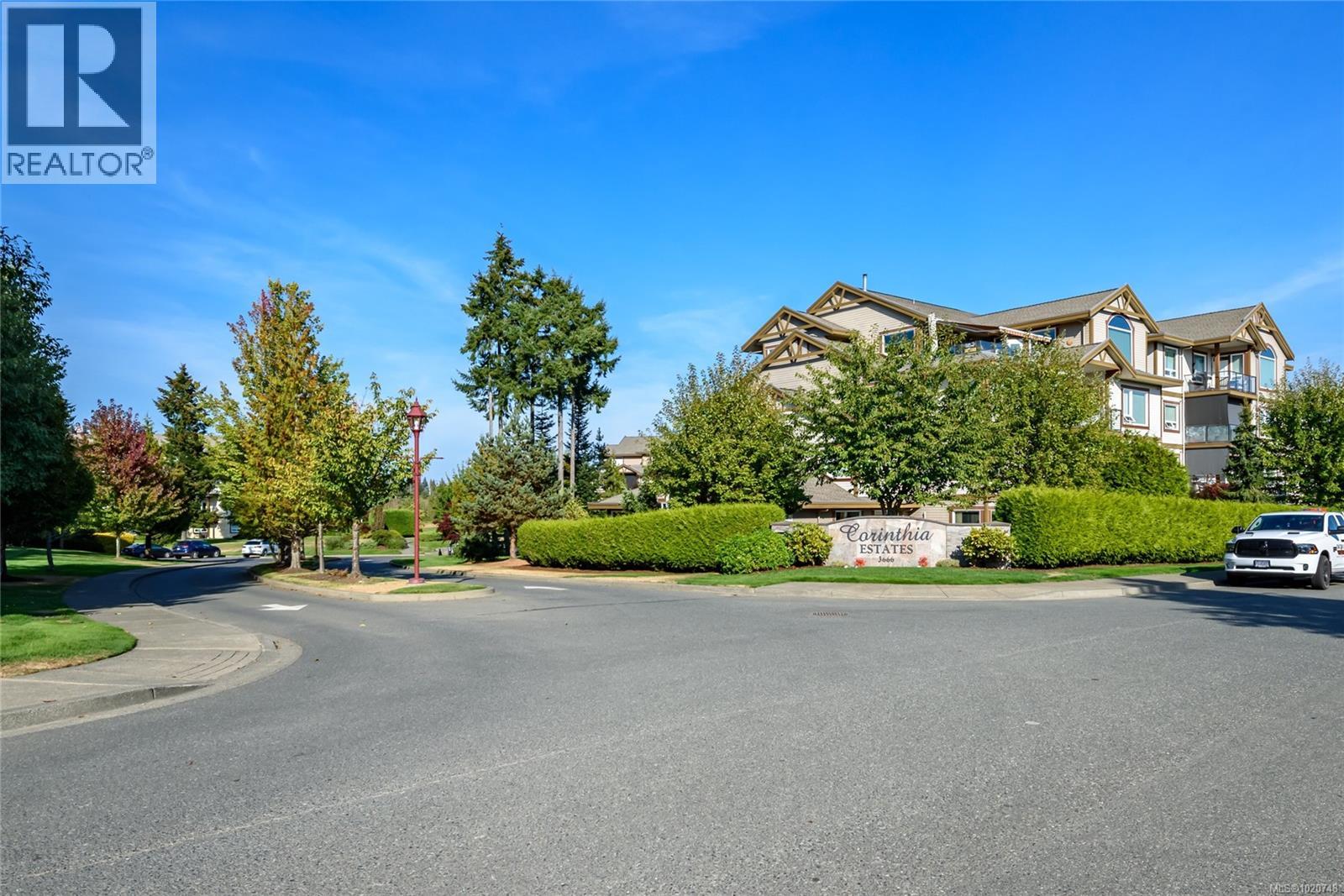 641 3666 Royal Vista Way, Courtenay