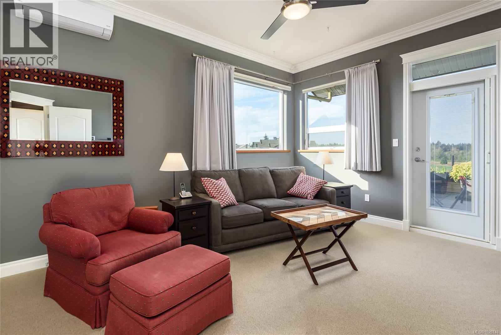 641 3666 Royal Vista Way, Courtenay