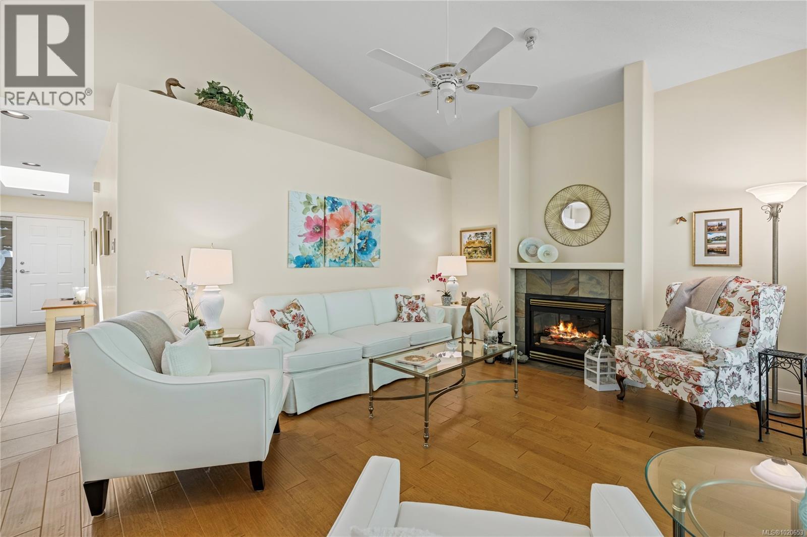 912 Lakes Blvd, French Creek