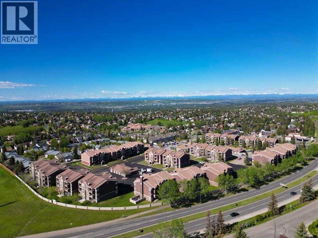 Single Family House for Sale in   Edenwold Heights NW Edgemont Calgary 