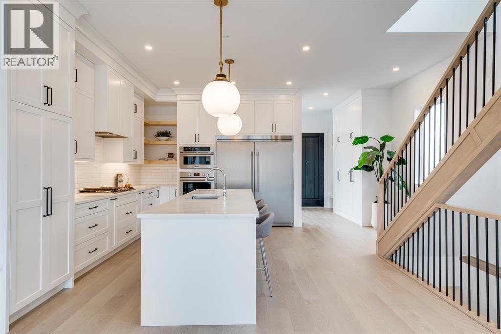 640 37 Street SW, Calgary, Alberta