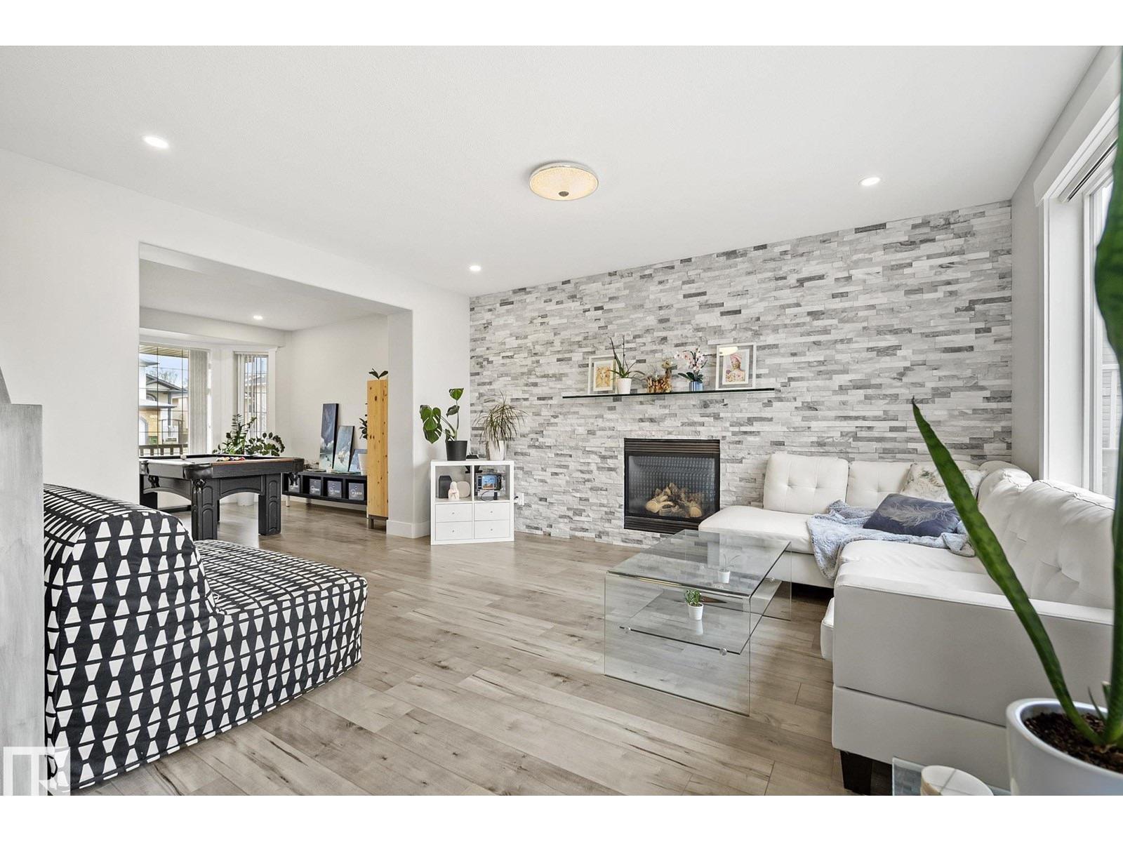 4748 154 AV NW, Edmonton