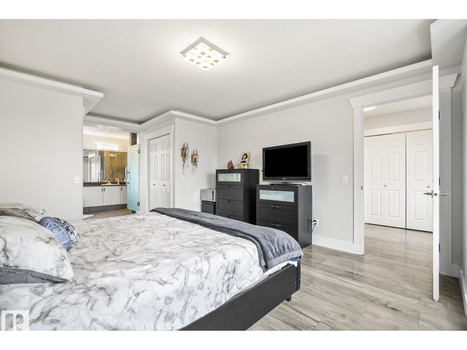 4748 154 AV NW, Edmonton