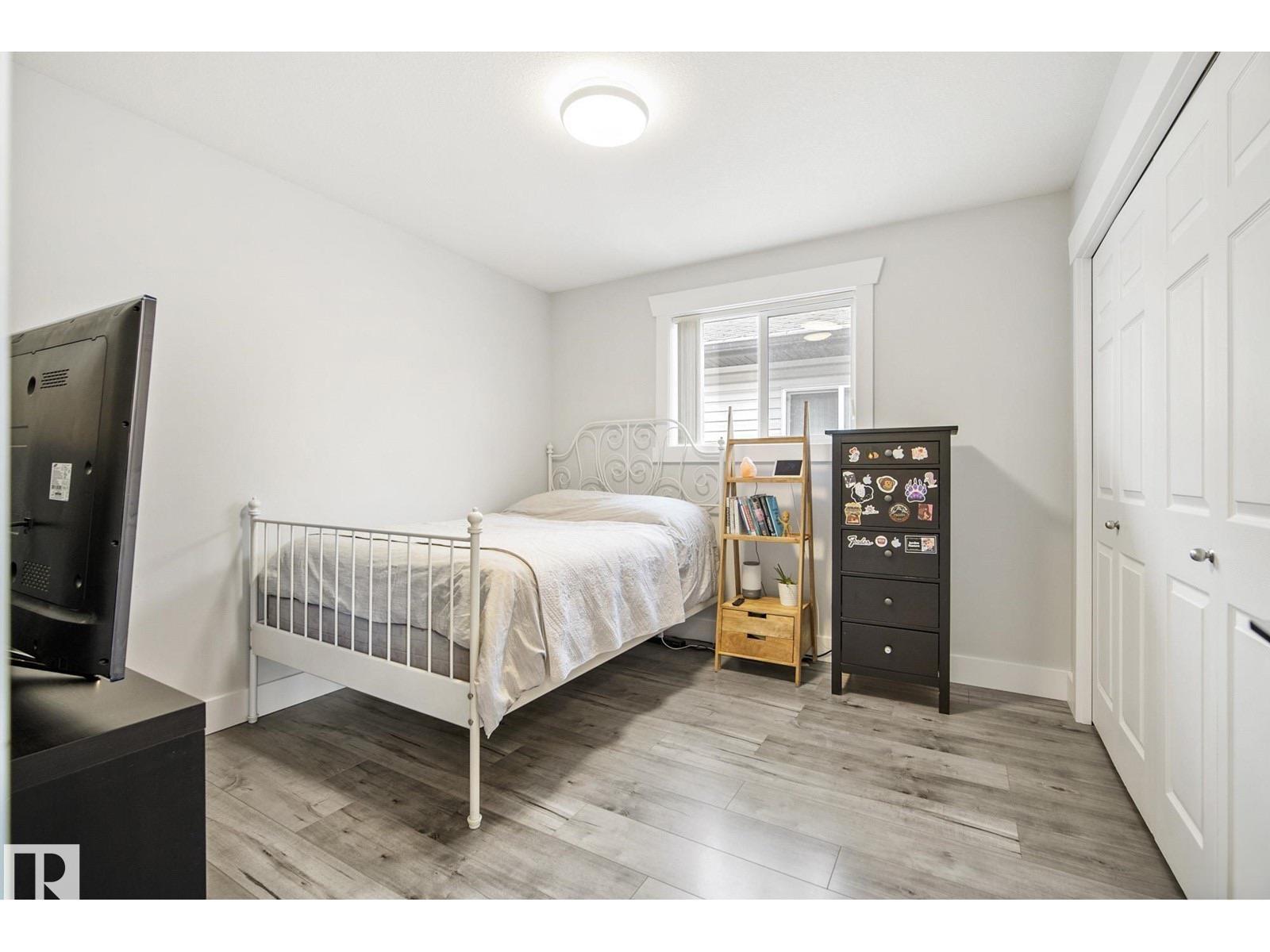 4748 154 AV NW, Edmonton