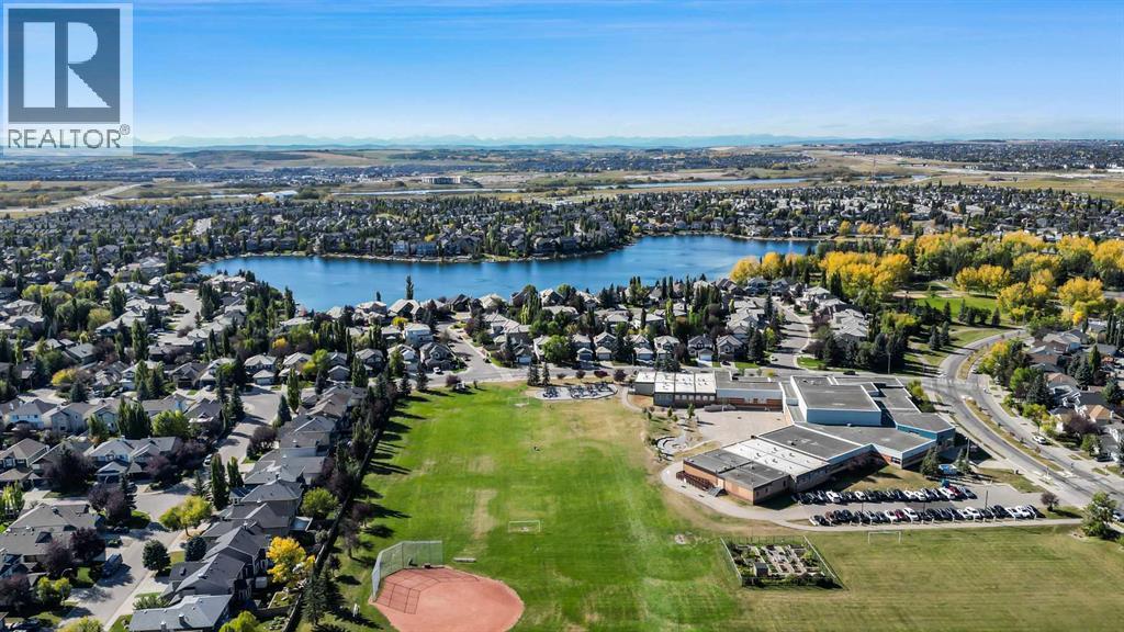 Single Family House for Sale in  Chaparral Ridge Park SE Chaparral Calgary 