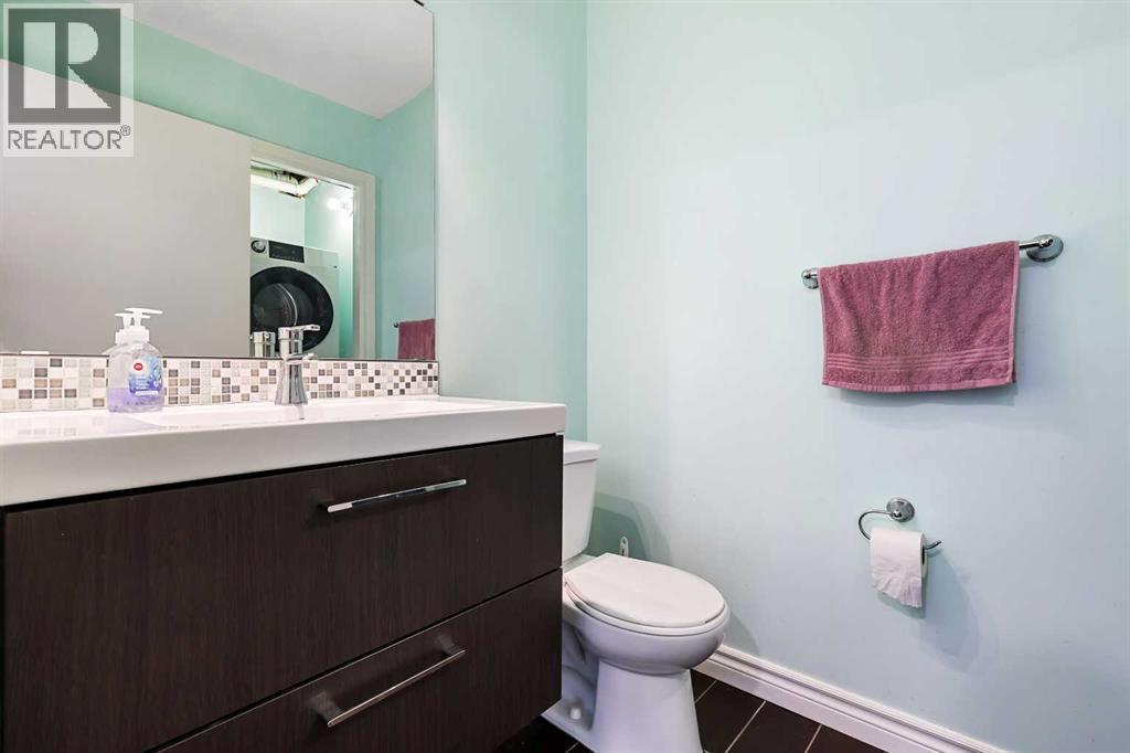 Single Family House for Sale in  Chaparral Ridge Park SE Chaparral Calgary 