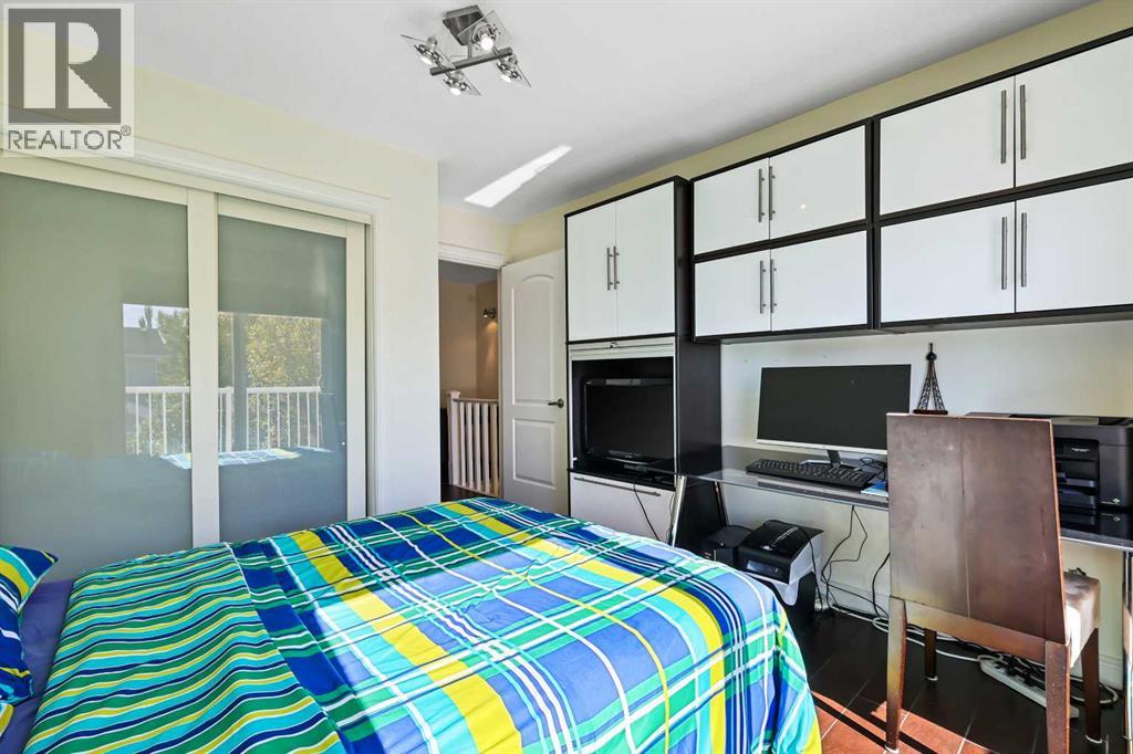 Single Family House for Sale in  Chaparral Ridge Park SE Chaparral Calgary 