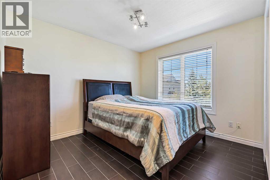 Single Family House for Sale in  Chaparral Ridge Park SE Chaparral Calgary 