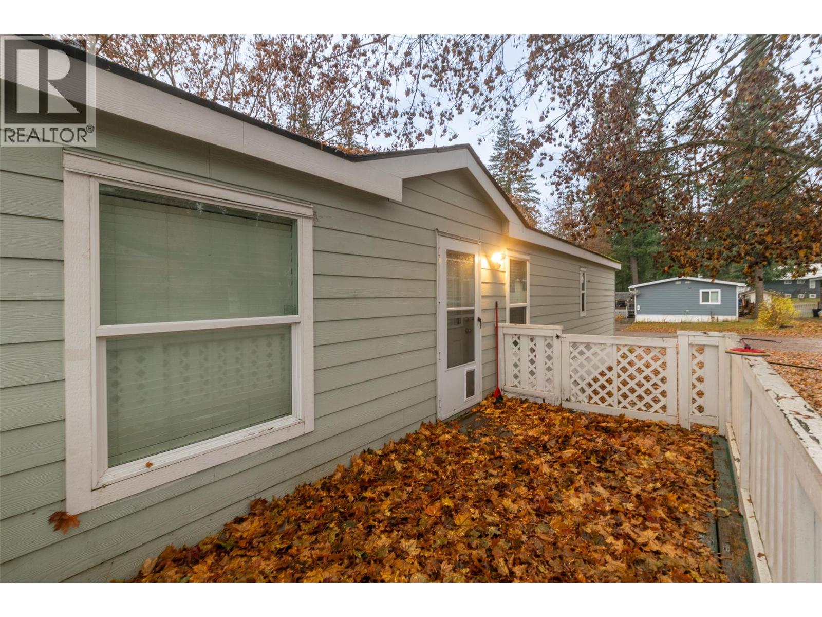 7 5581 Mayfair Road, Salmon Arm