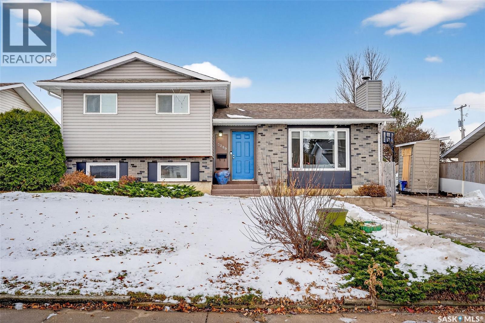 3289 Grey Owl CRESCENT