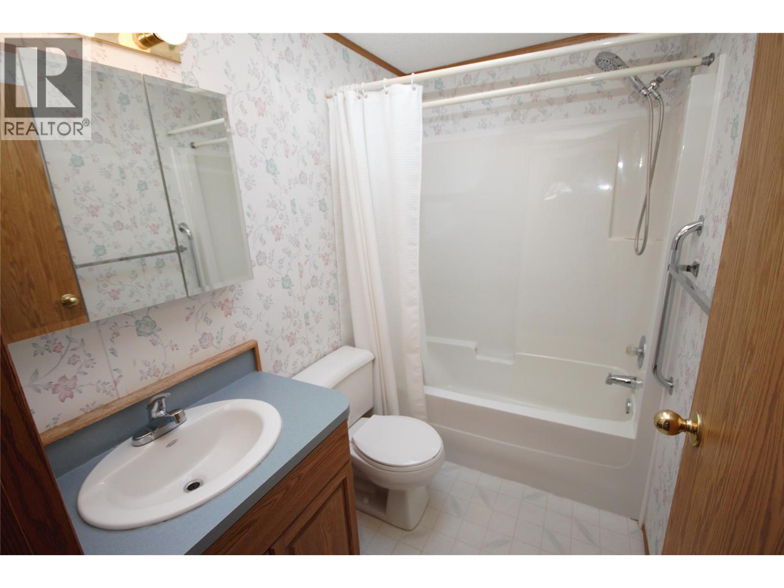 8598 97 Highway Unit# 25, Oliver