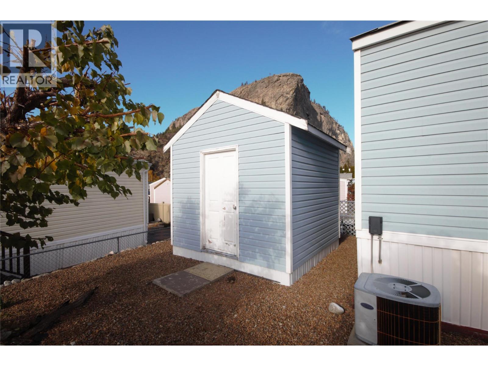 8598 97 Highway Unit# 25, Oliver