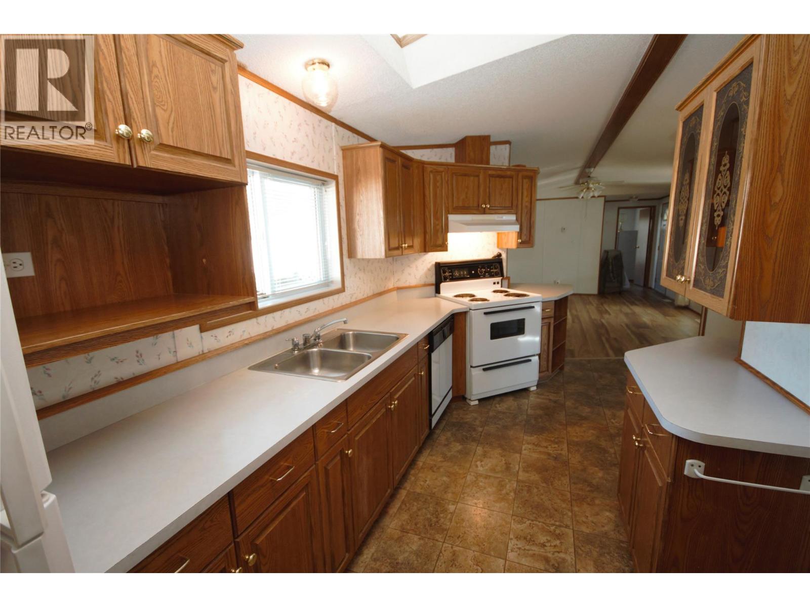 8598 97 Highway Unit# 25, Oliver