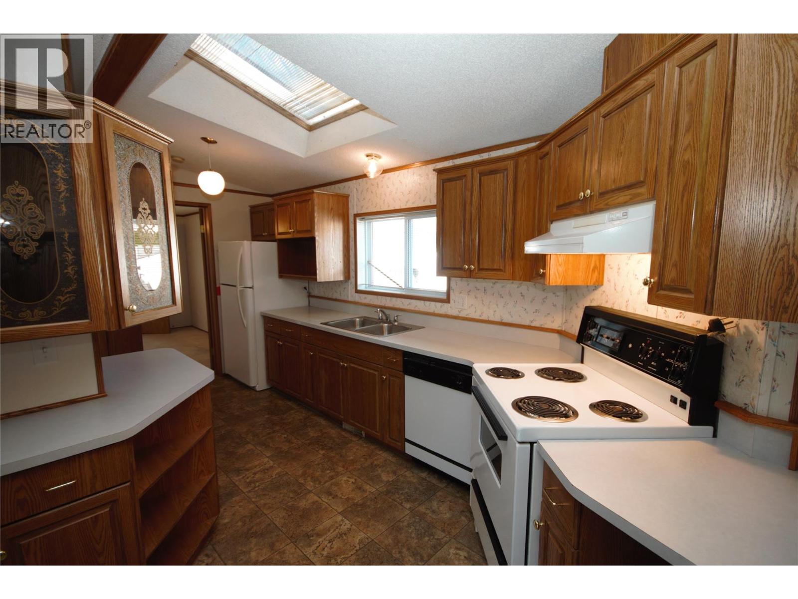 8598 97 Highway Unit# 25, Oliver