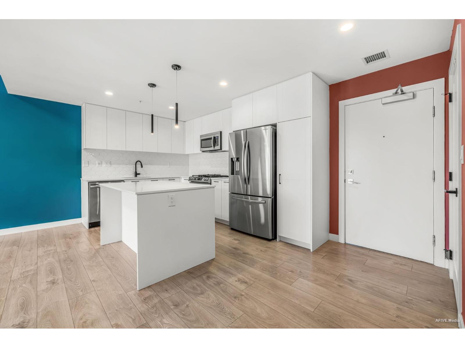 B601 20018 83A AVENUE, Langley