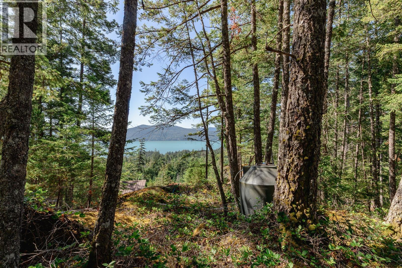 Lot 33 FIRCOM PLATEAU, Gambier Island