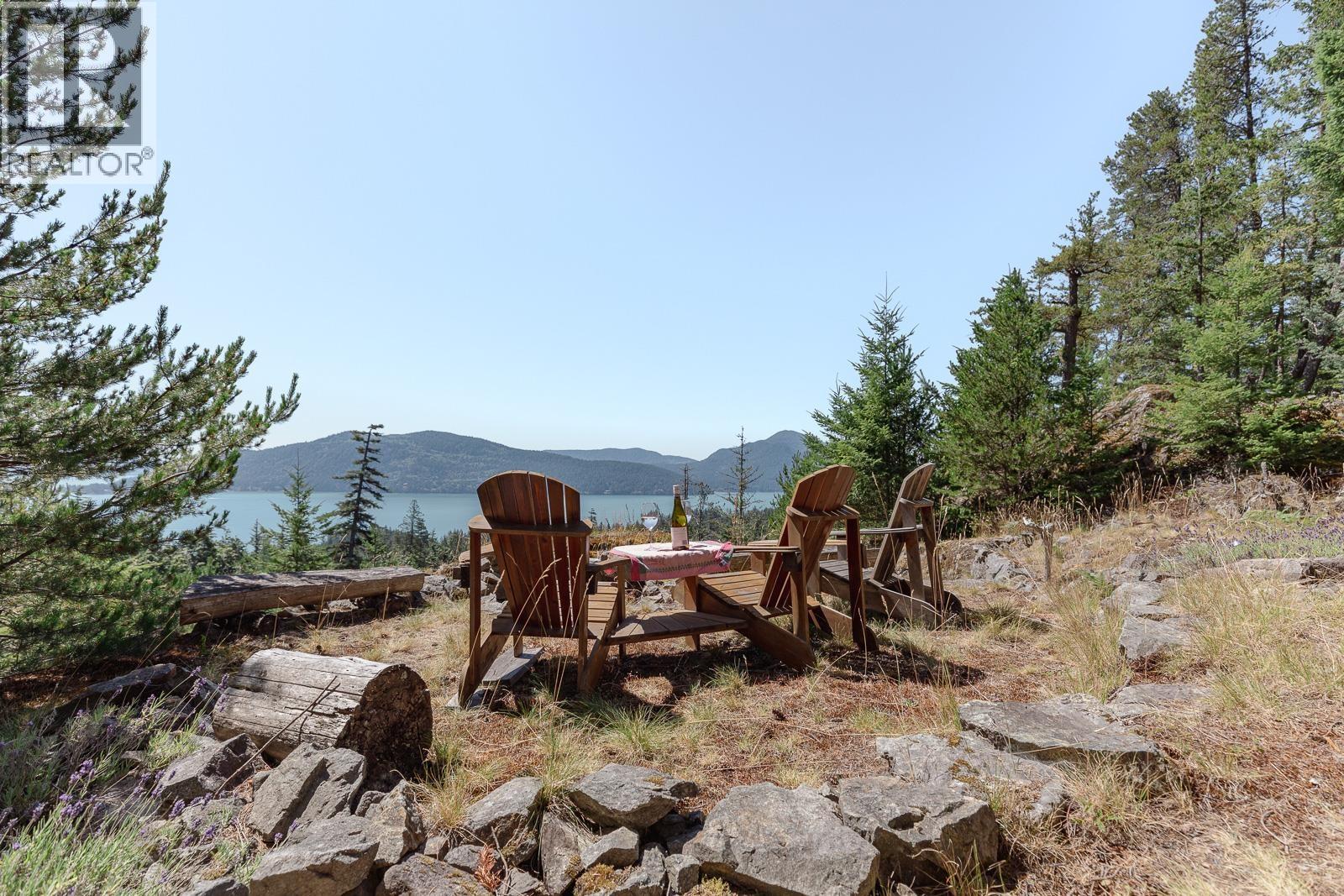 Lot 33 FIRCOM PLATEAU, Gambier Island