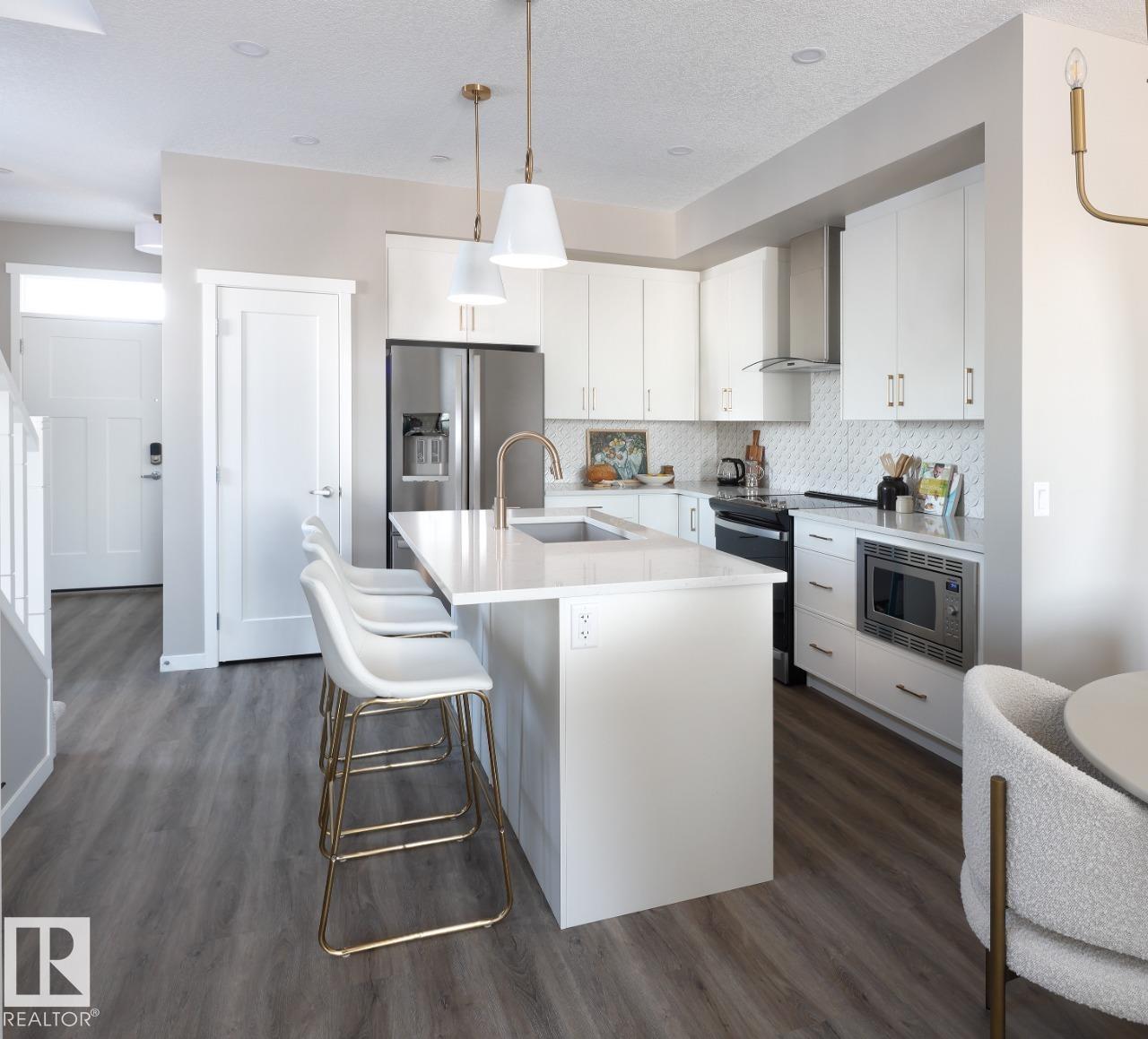 7002 50A AV, Beaumont