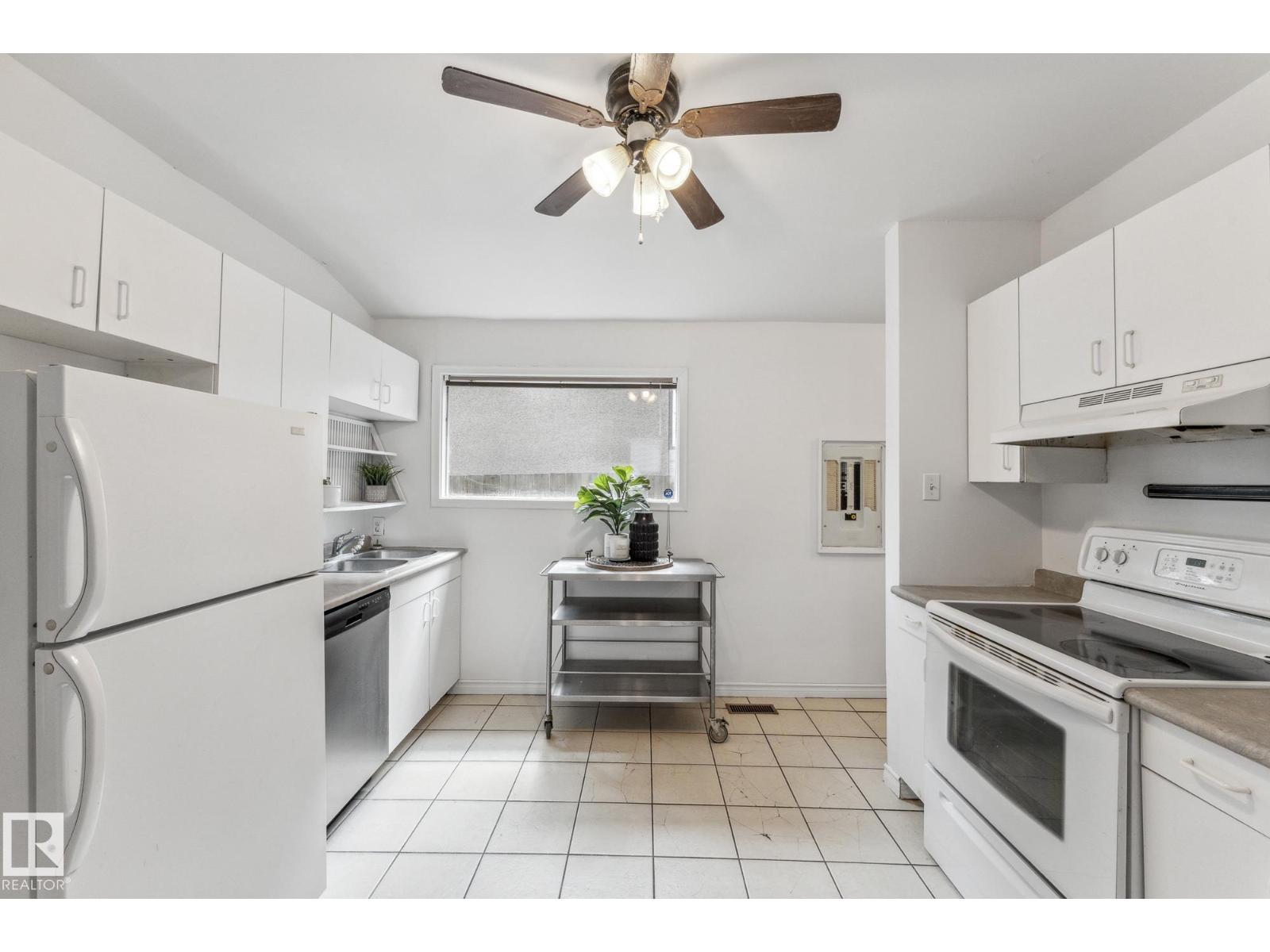 11211 93 ST NW, Edmonton