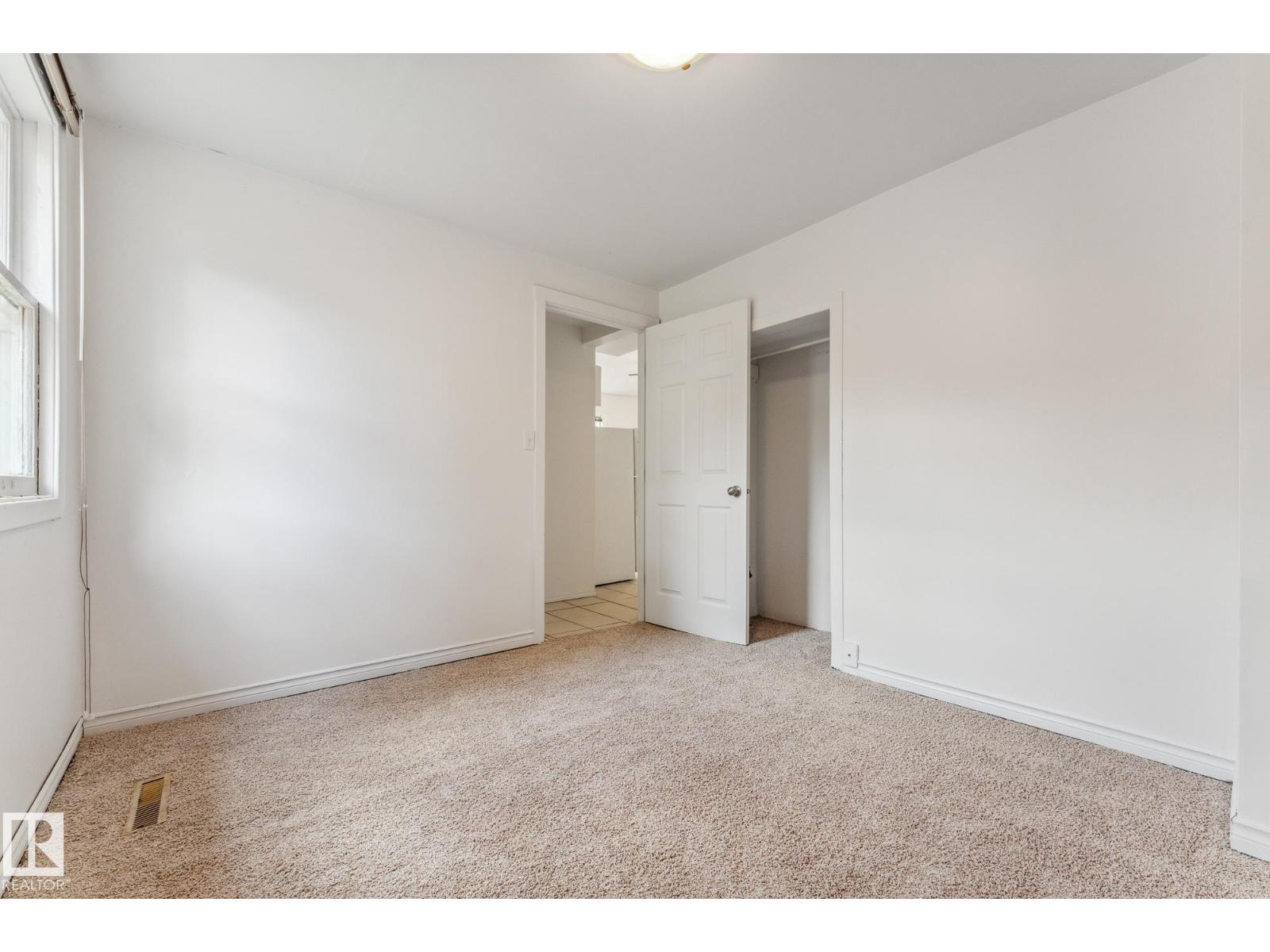 11211 93 ST NW, Edmonton