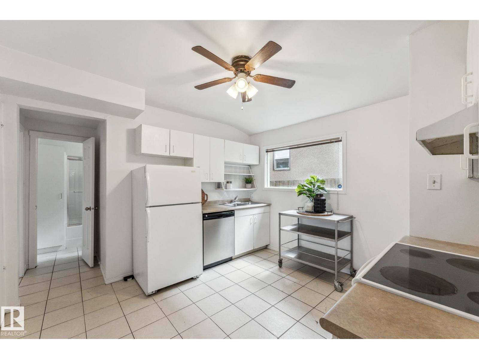 11211 93 ST NW, Edmonton