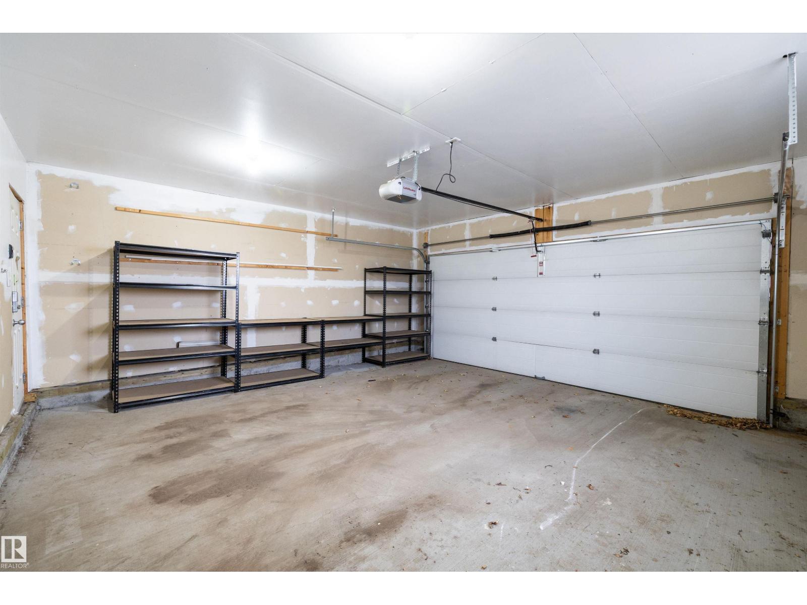 29175 91 AV NW, Edmonton