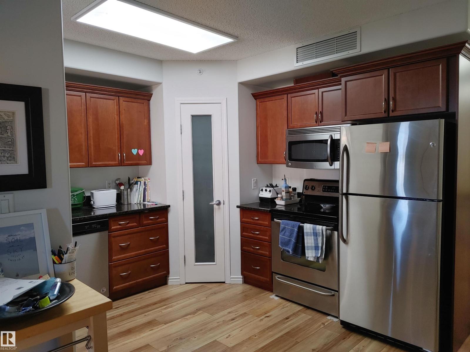 #405 9707 106 ST NW, Edmonton