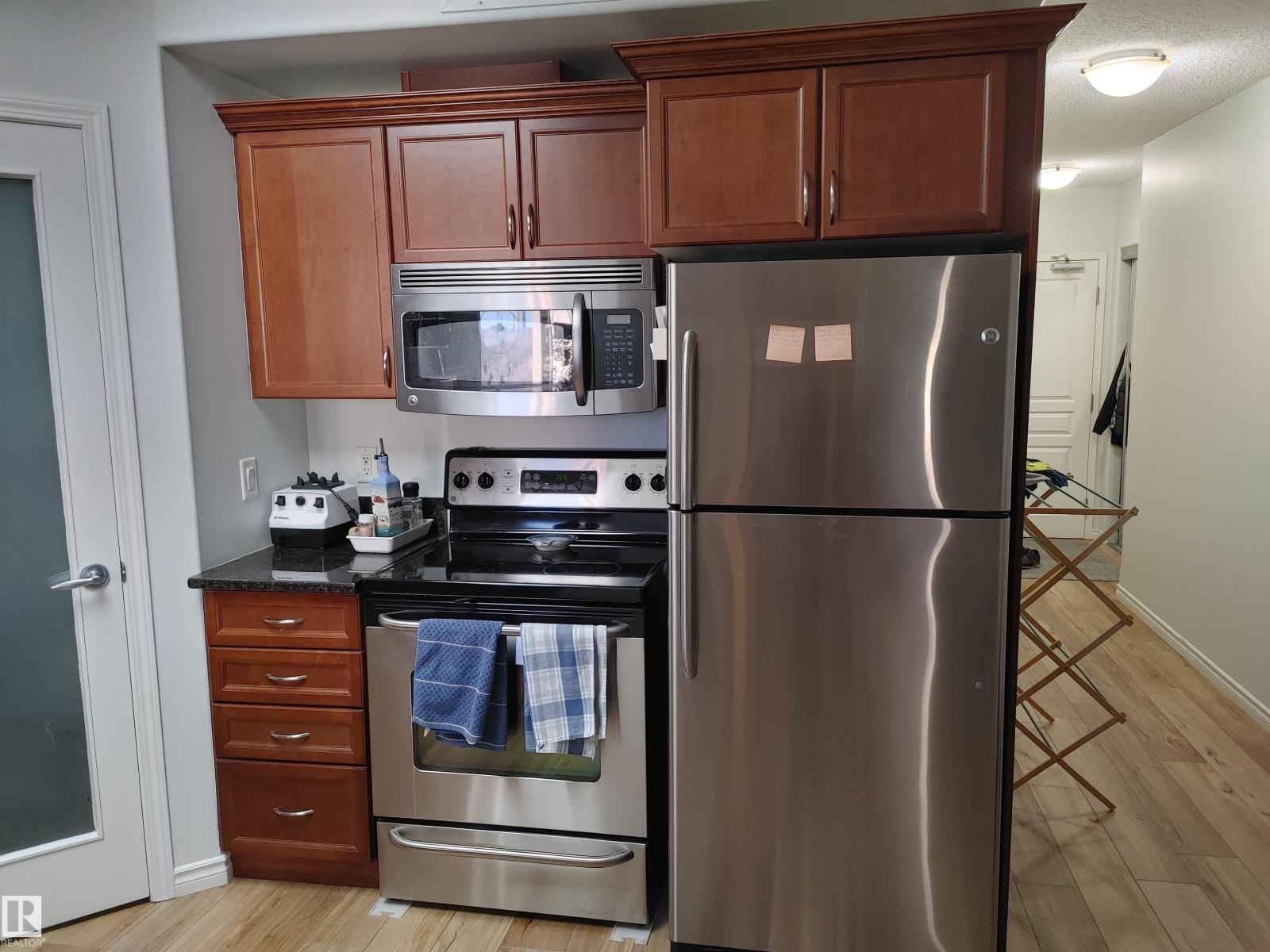 #405 9707 106 ST NW, Edmonton