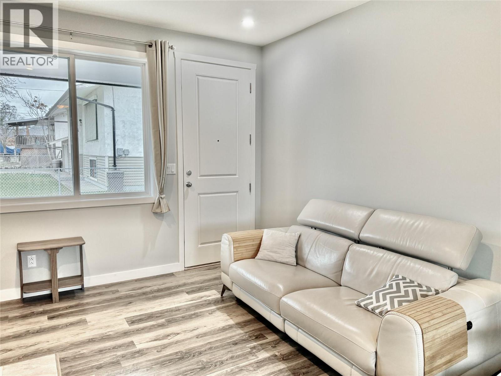 5830 OKANAGAN Street Unit# 102, Oliver