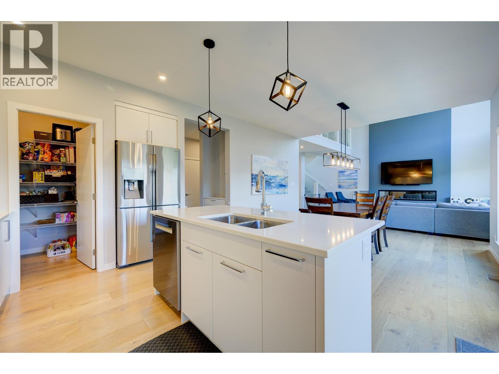 1312 PRAIRIE ROSE DRIVE - 12