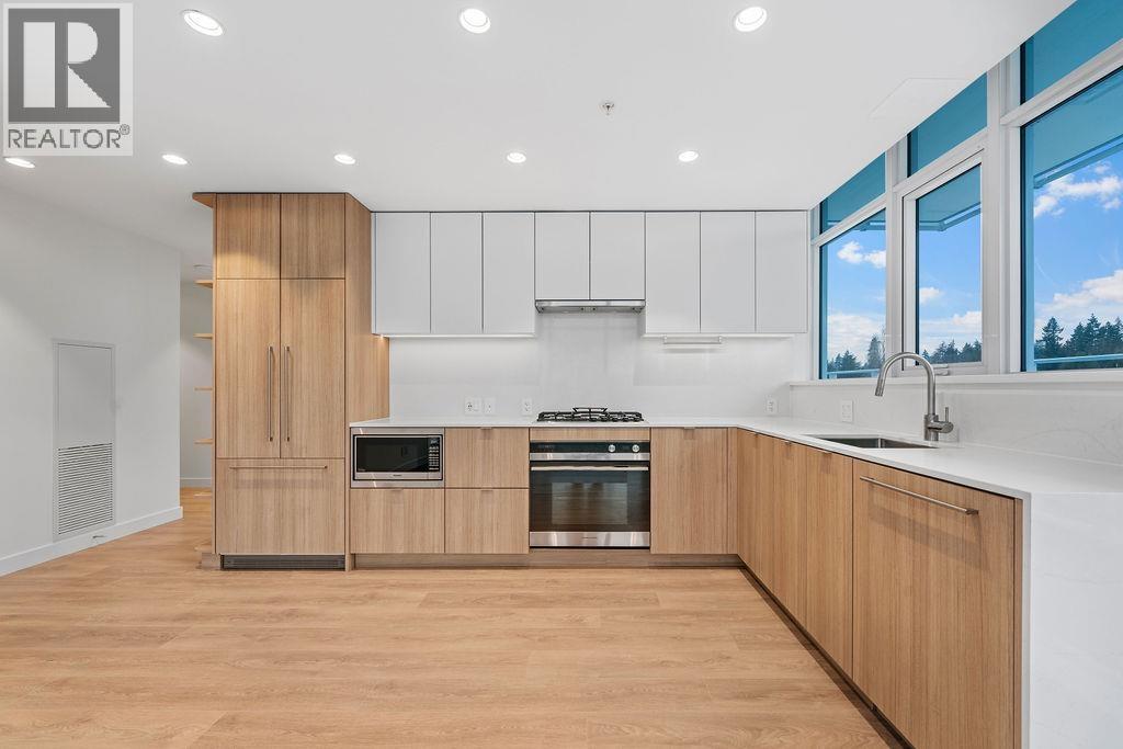 408 505 NELSON STREET, Coquitlam