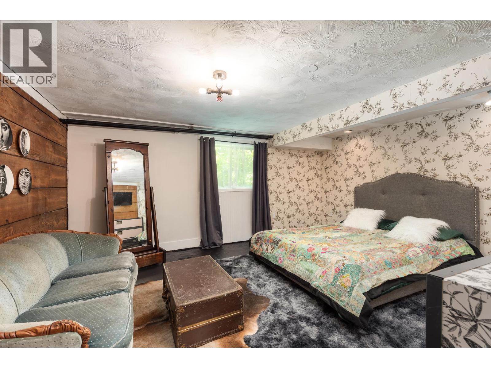 226 SECOND STREET, New Westminster