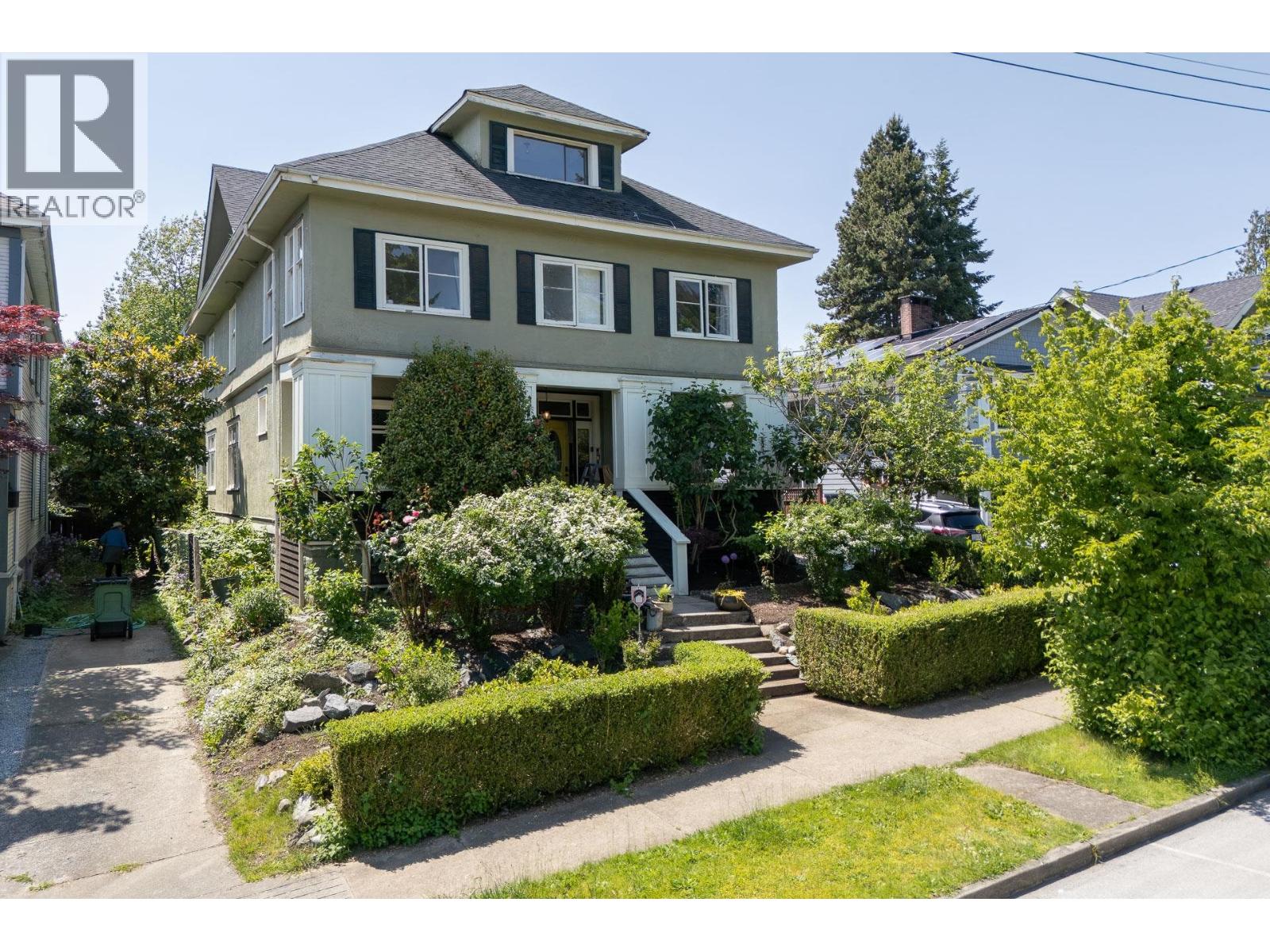 226 SECOND STREET, New Westminster