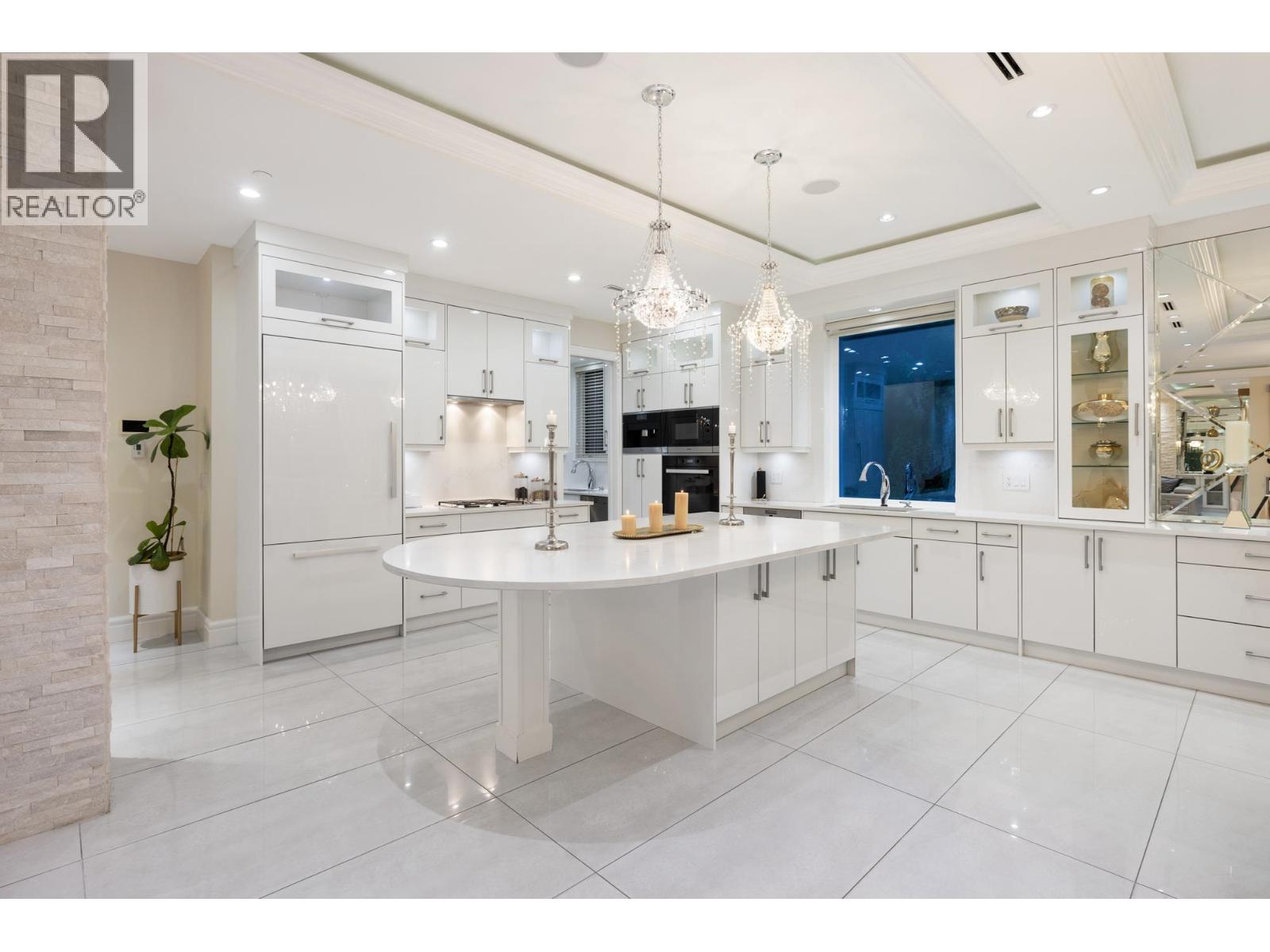 348 MOYNE DRIVE, West Vancouver