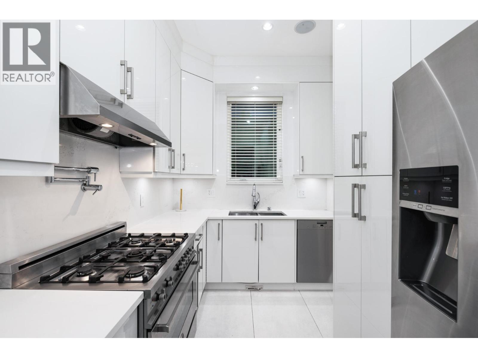 348 MOYNE DRIVE, West Vancouver