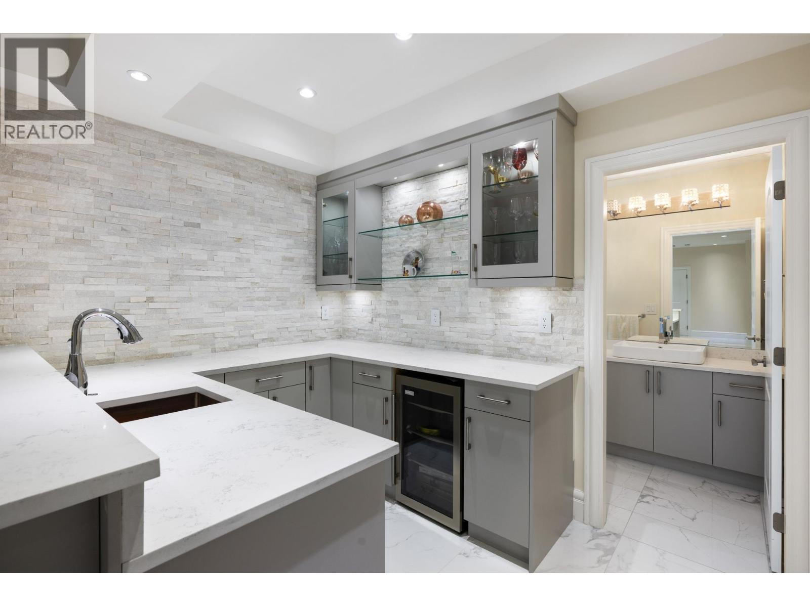 348 MOYNE DRIVE, West Vancouver