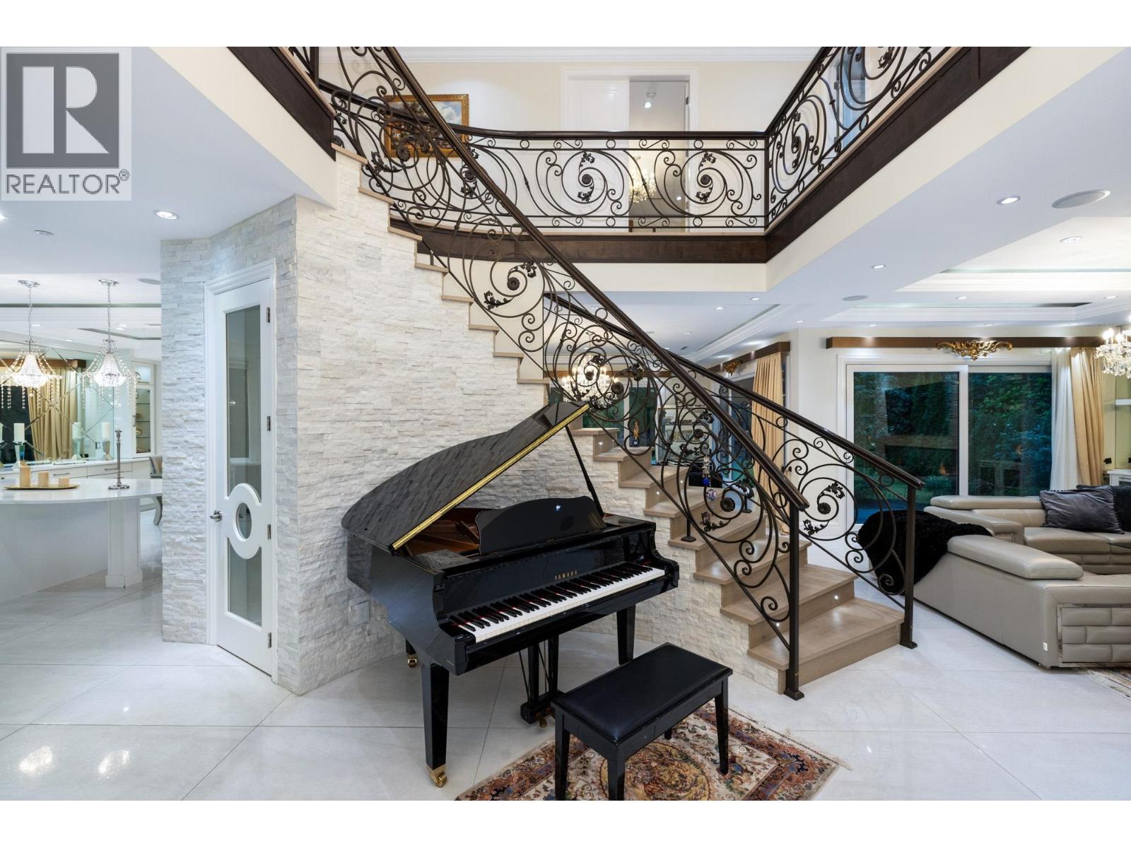 348 MOYNE DRIVE, West Vancouver