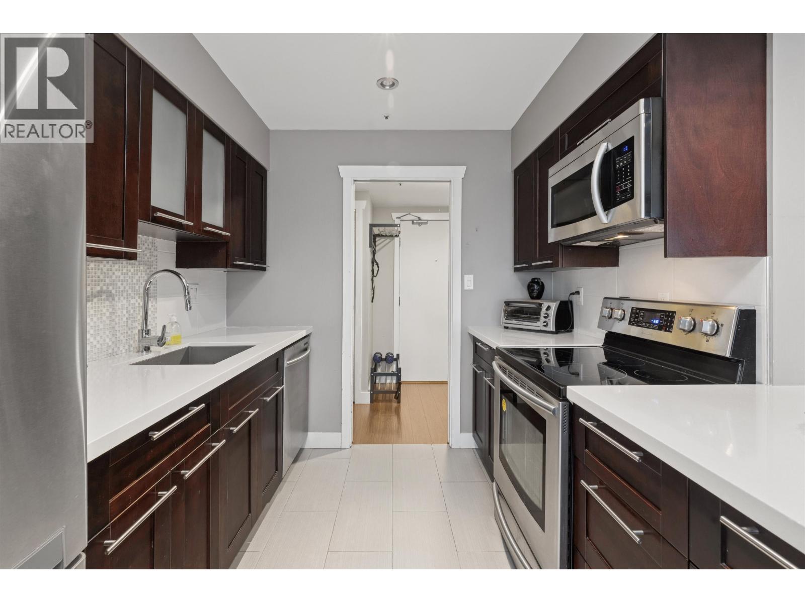 204 7700 GILBERT ROAD, Richmond