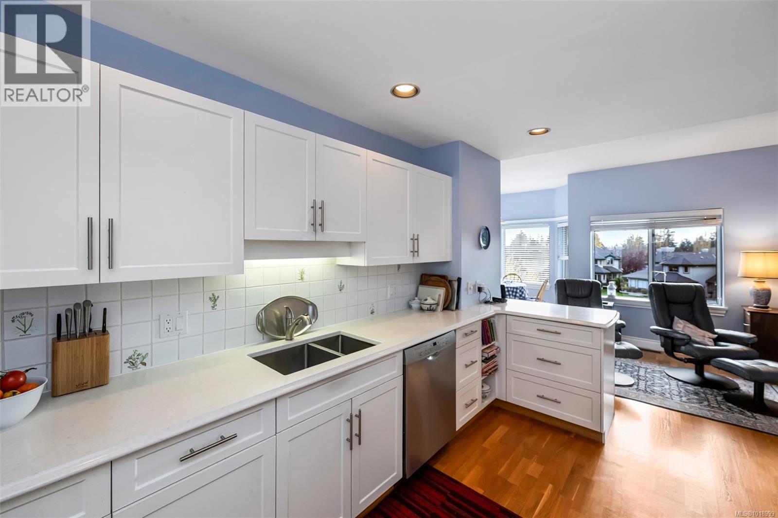 29 520 Marsett Pl, Saanich