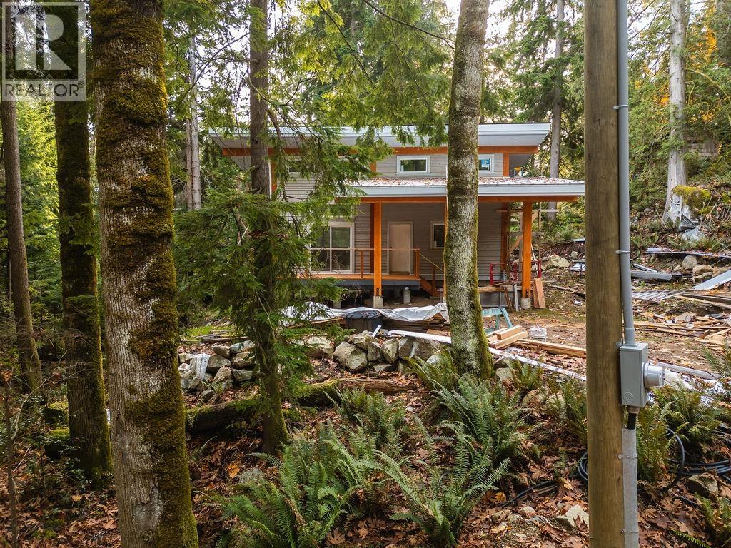 883 WEST BAY ROAD, Gambier Island
